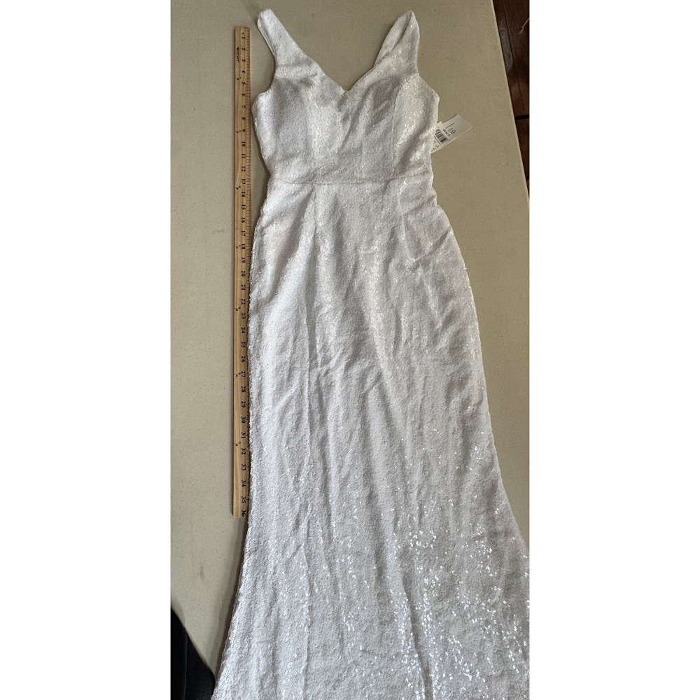 David Bridal DB STUDIO Allover‎ Sequin V-Neck Fitted Sheath Wedding Dress Gown 4 - Picture 15 of 16